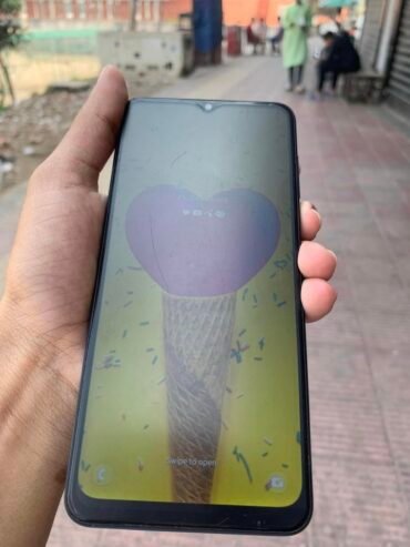 Samsung M12