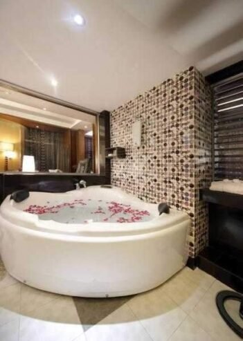 Hotel The Cox Today