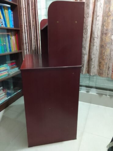 Reading Table