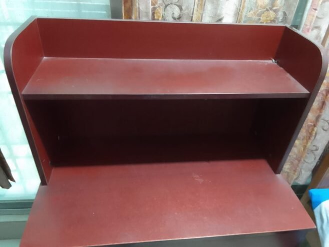 Reading Table
