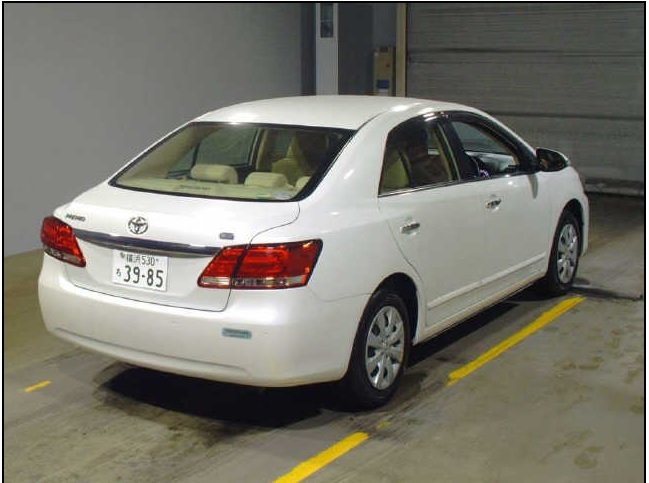 TOYOTA PREMIO FL BEIGE INT PEARL 2017