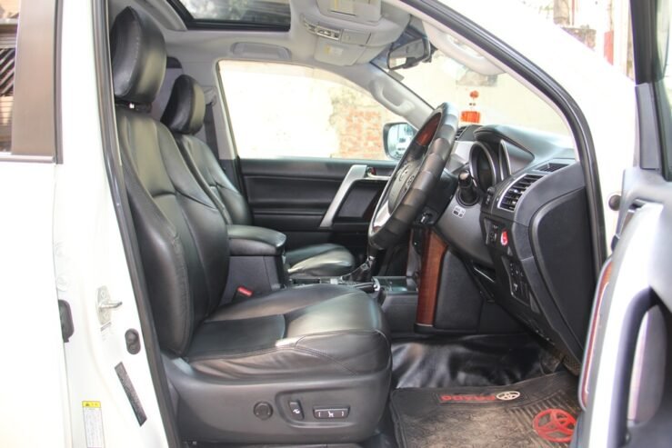Toyota Land Cruiser Prado TX LTD.