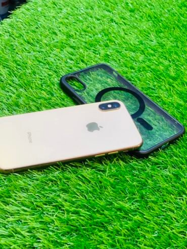 Used iPhone XS for sale