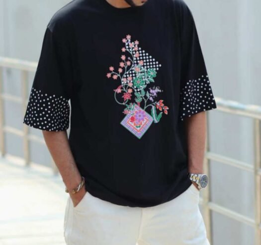 Dropped shoulder T-shirt