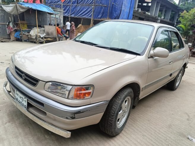 Toyota Corolla SE Saloon 1997 For Sale