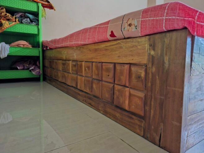 Bed For Sale in Chattogram Bahaddarhat