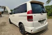Toyota Noah X 2005 Model For Sale in Dhaka