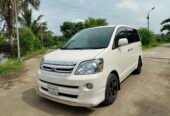 Toyota Noah X 2005 Model For Sale in Dhaka