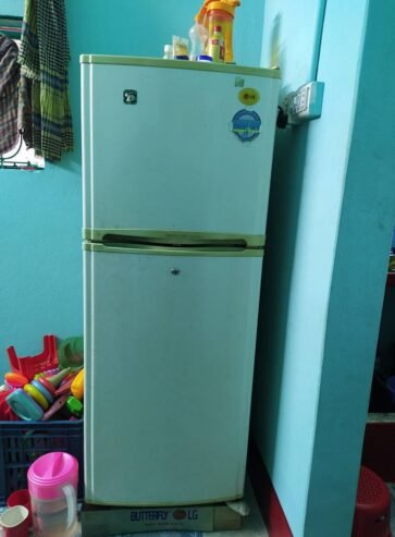 LG Fridge For Sale in Chittagong Agrabad