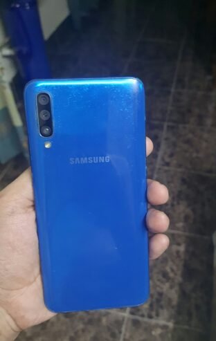 Samsung Galaxy A50 For Sale in Chittagong