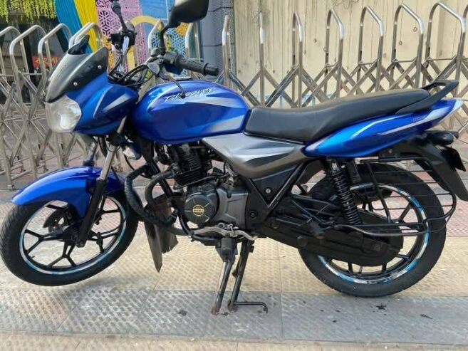 Bajaj Discover 125 For Sale in Chittagong