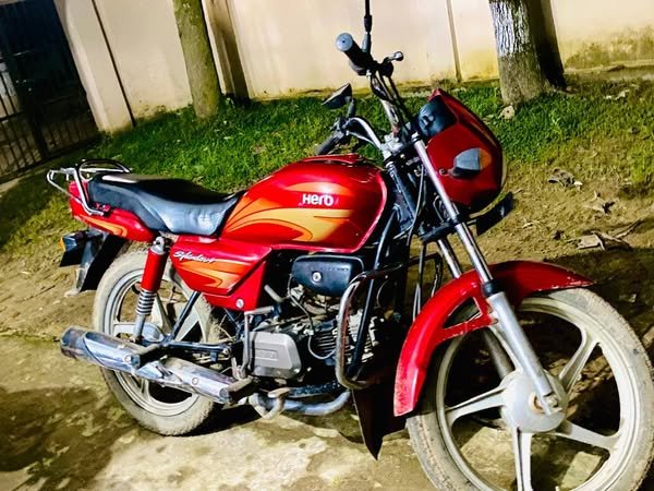 Hero Splendor Plus 2016 Model For Sell in Brahmanbaria