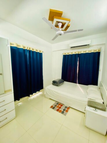 2 Bed Furnished Flat in Bashundhara R/A