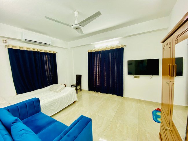 2 Bed Serviced Flat in Bashundhara R/A