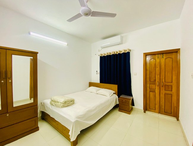 2 Bed Serviced Flat in Bashundhara R/A
