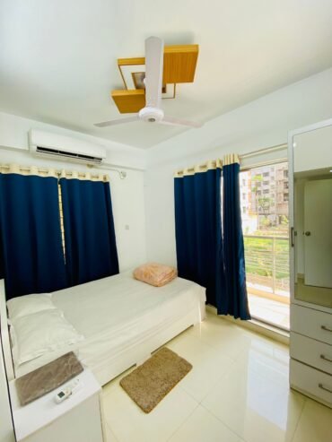 Luxury 2 Room Apartment Rent in Bashundhara R/A