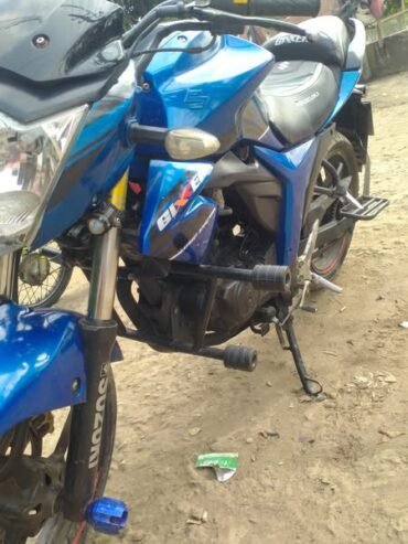 Suzuki Gixxer 2016 Model For Sale in Narayanganj 