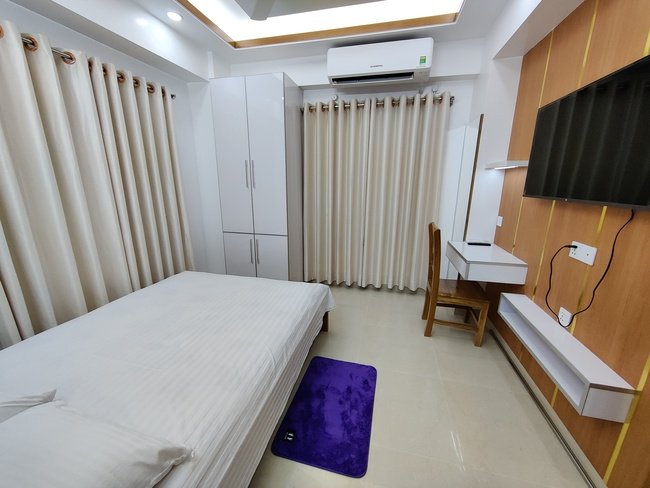 Furnished 3 Bed Flat Rent in Bashundhara R/A