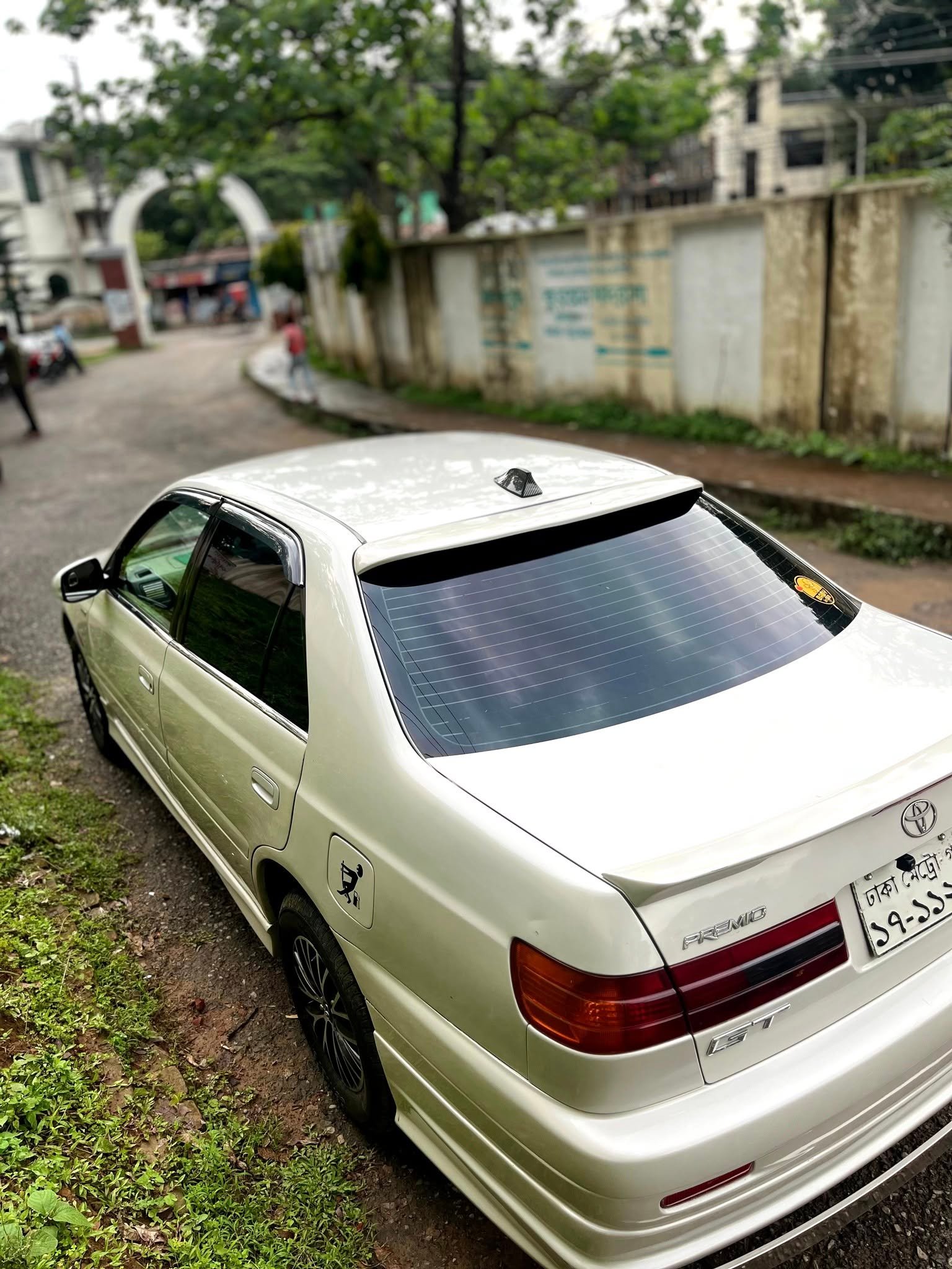Toyota Corona Premio 1999 For Sale in Sylhet